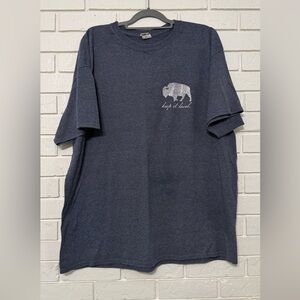 Men’s tee. Keep it local. Don’t Roam. Size 2X